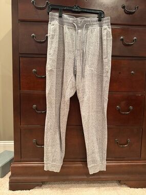 lululemon athletica Heathered Light Gray Knit Joggers